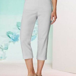 Gray pull-on capri pants EUC